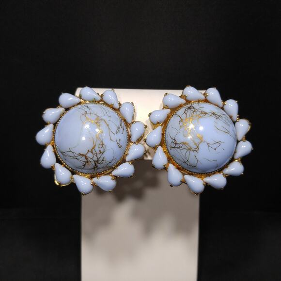 Weiss Light Blue & Gold Marbled Art Glass Earrings, Gold Plated, 1950s Vintage - Picture 10 of 10
